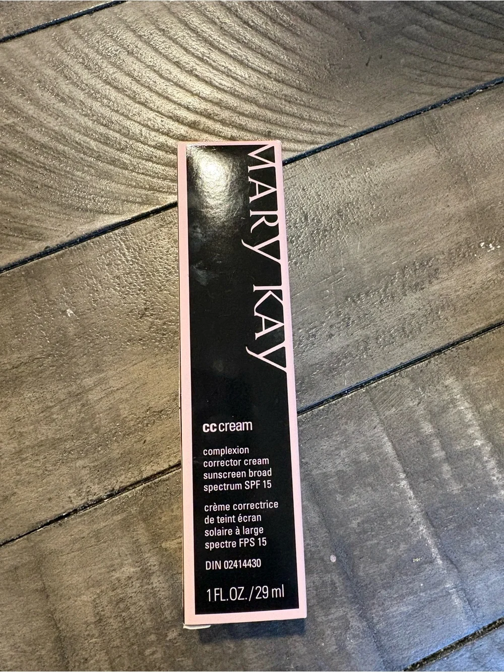 Mary Kay CC Cream - Deep Tone
